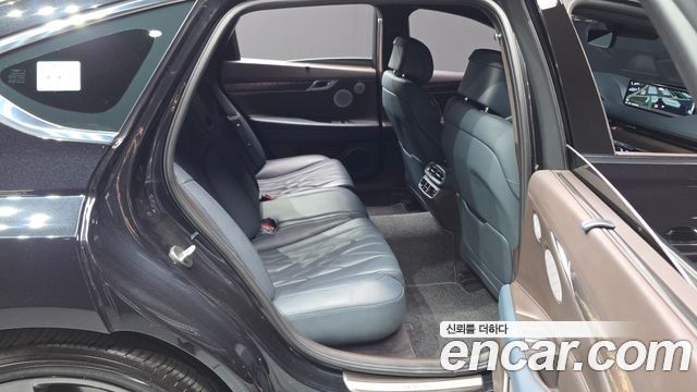 Genesis G80 2022 — photo 18