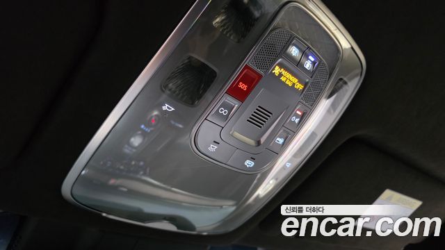 Genesis G80 2022 — photo 23