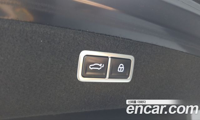 Genesis G80 2022 — photo 26