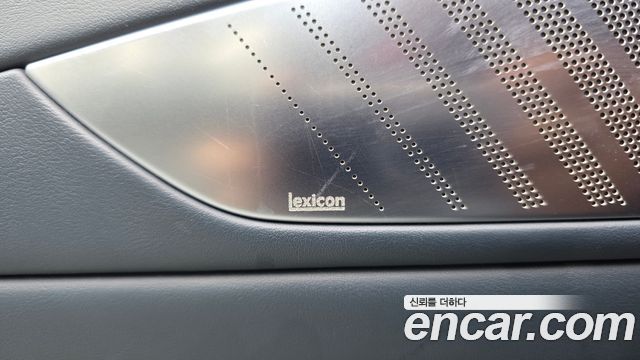 Genesis G80 2022 — photo 31