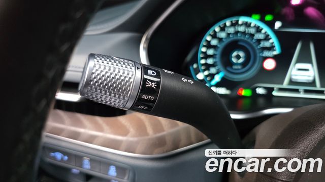 Genesis G80 2022 — photo 33