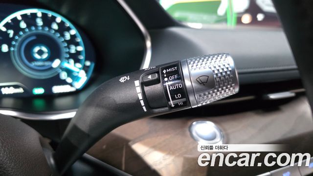 Genesis G80 2022 — photo 35