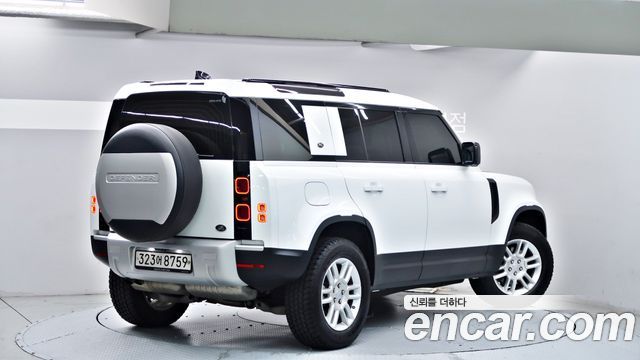 Land Rover Defender 2020 — photo 2
