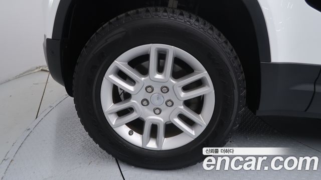 Land Rover Defender 2020 — photo 5