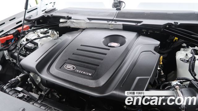 Land Rover Defender 2020 — photo 6