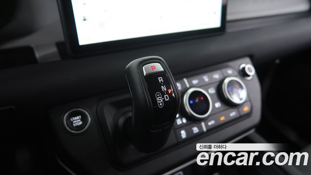 Land Rover Defender 2020 — photo 9