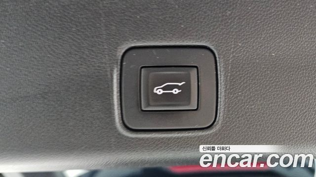 Chevrolet Korea Trailblazer 2023 — photo 24