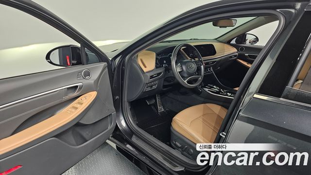 Hyundai Sonata 2021 — photo 16
