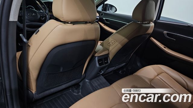 Hyundai Sonata 2021 — photo 28
