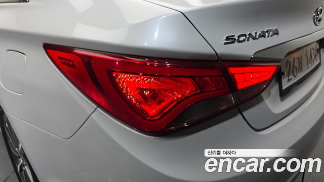 Hyundai Sonata 2013 — photo 9