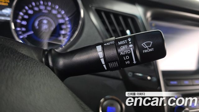 Hyundai Sonata 2013 — photo 30