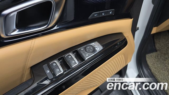 Kia Canival 2021 — photo 15
