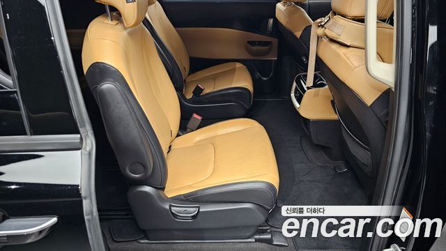Kia Canival 2022 — photo 18