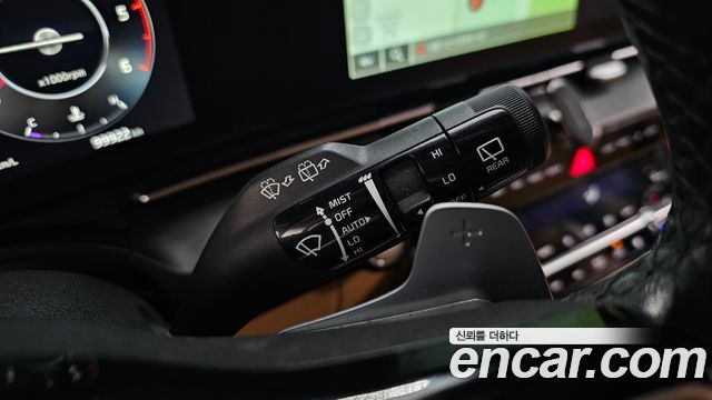 Kia Canival 2022 — photo 26