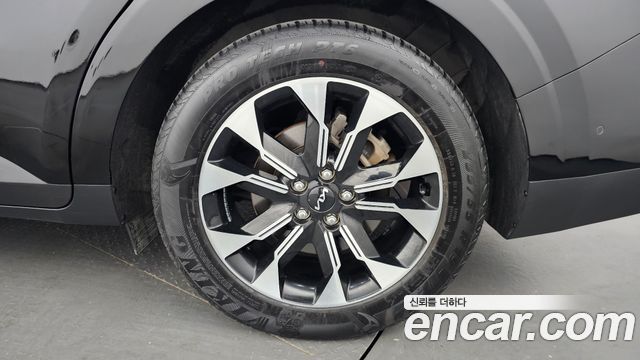 Kia Canival 2022 — photo 7