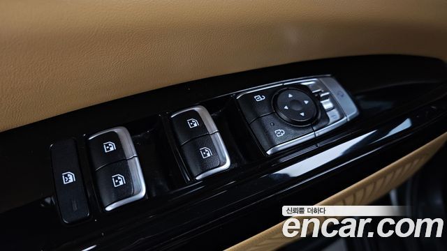 Kia Canival 2022 — photo 27