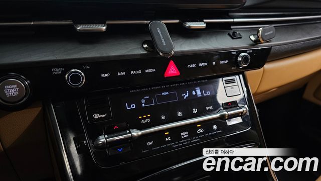 Kia Canival 2022 — photo 31