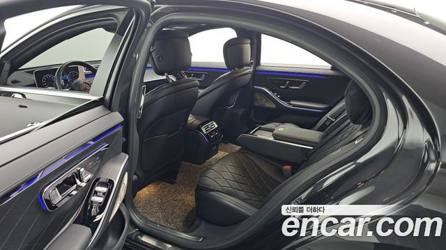 Mercedes-Benz S-Class 2021 — photo 11