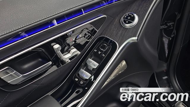 Mercedes-Benz S-Class 2021 — photo 16