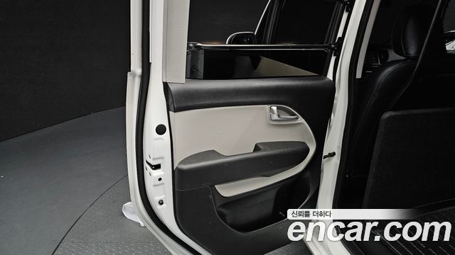 Kia RAY 2023 — photo 15