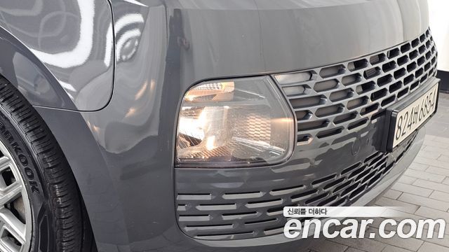Hyundai Staria 2025 — photo 8