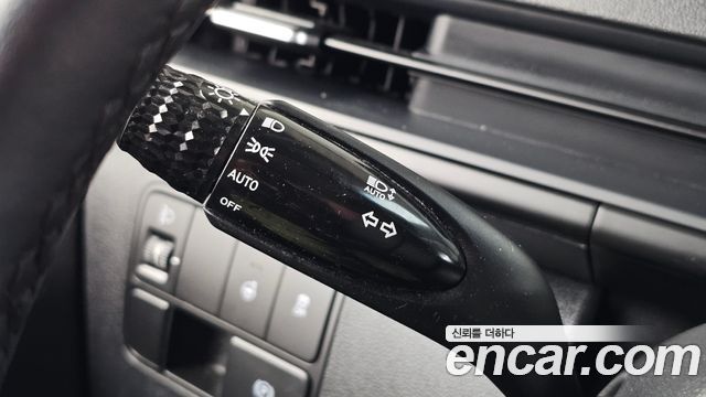 Hyundai Staria 2025 — photo 29