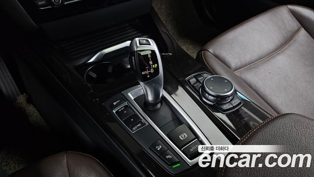 BMW X3 2016 — photo 9