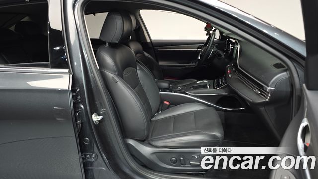 Hyundai Grandeur 2022 — photo 16