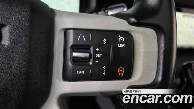 Land Rover Defender 2022 — photo 22