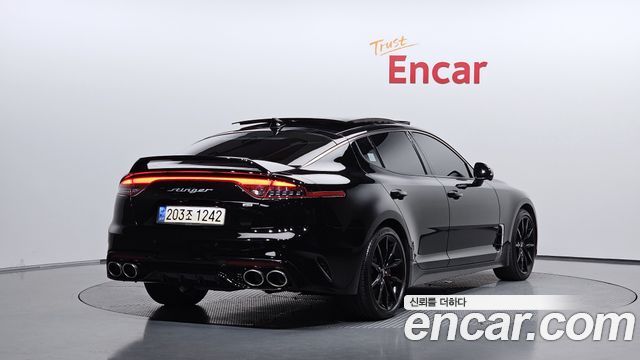 Kia Stinger 2022 — photo 2