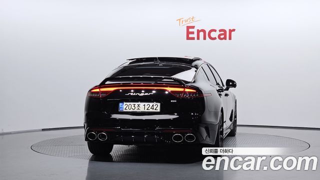 Kia Stinger 2022 — photo 4