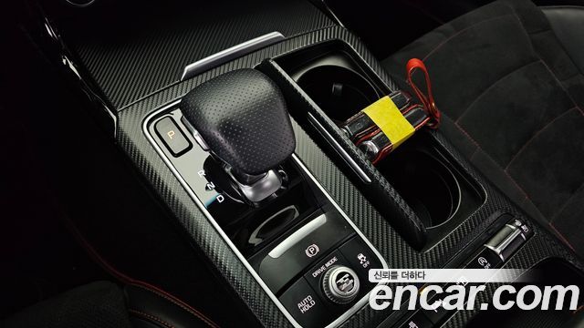 Kia Stinger 2022 — photo 12