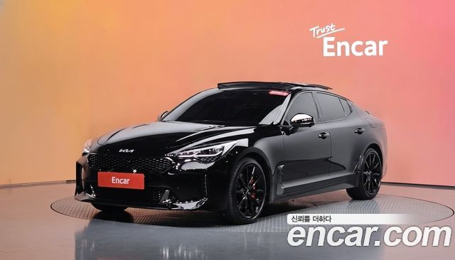 Kia Stinger 2022 — photo 1