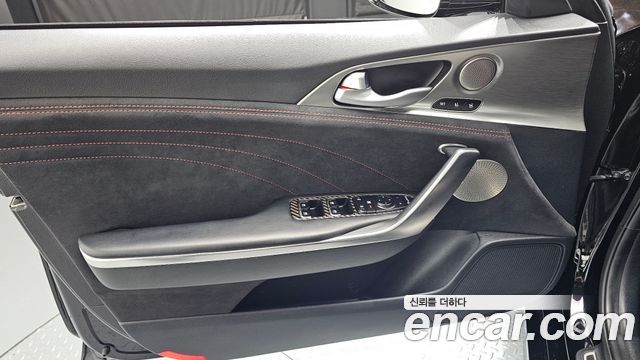 Kia Stinger 2022 — photo 14