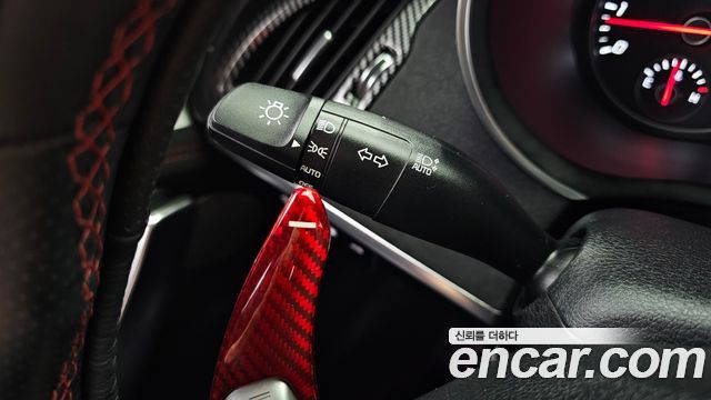 Kia Stinger 2022 — photo 32