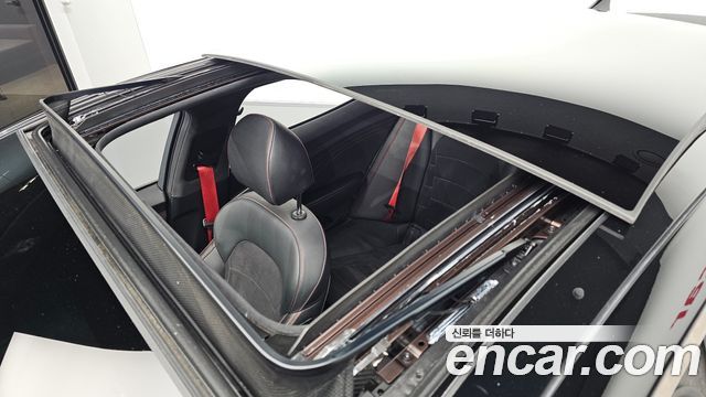 Kia Stinger 2022 — photo 36