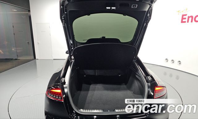 Kia Stinger 2022 — photo 38