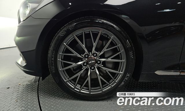 Genesis G80 2019 — photo 5