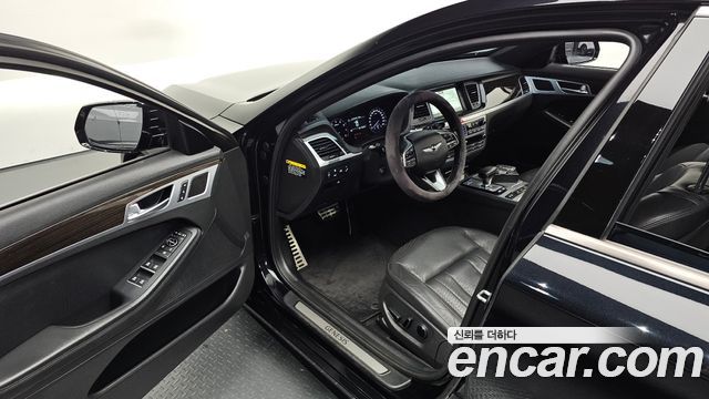 Genesis G80 2019 — photo 17