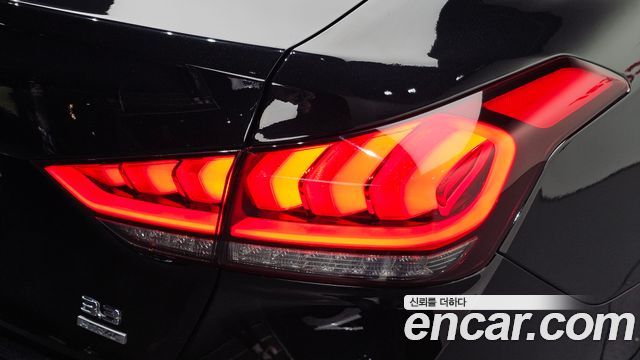 Genesis G80 2019 — photo 9