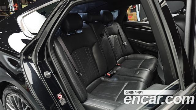 Genesis G80 2019 — photo 16