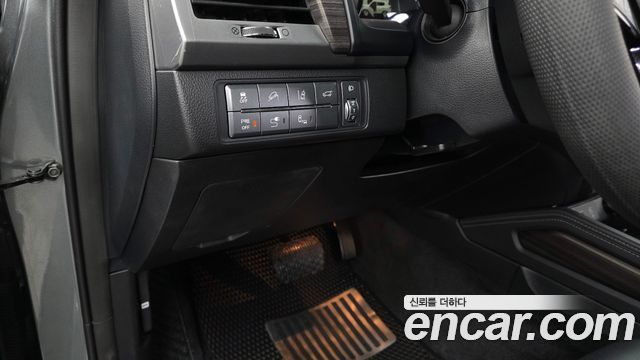 KG Mobility Rexton 2019 — photo 24