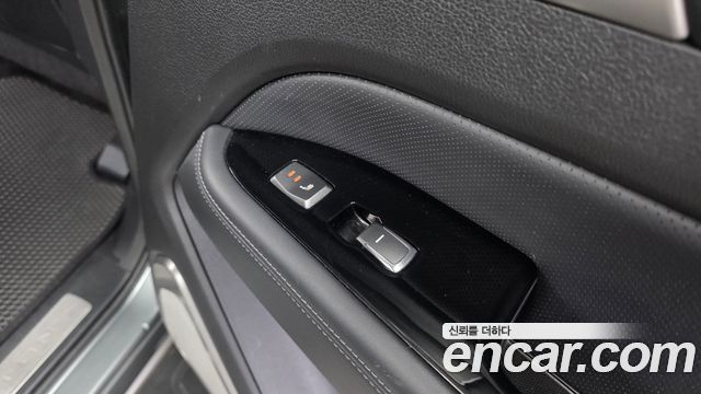 KG Mobility Rexton 2019 — photo 25