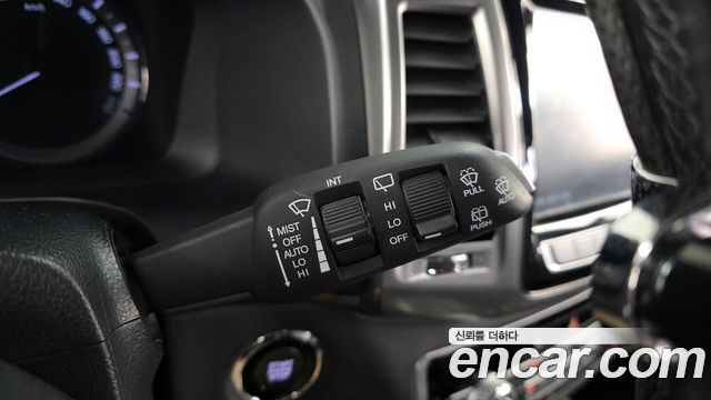 KG Mobility Rexton 2019 — photo 27