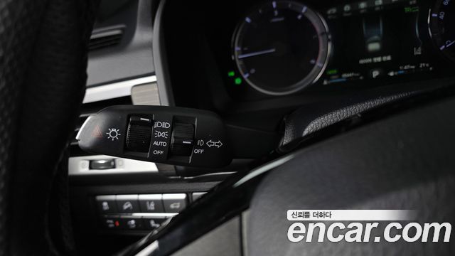 KG Mobility Rexton 2019 — photo 28