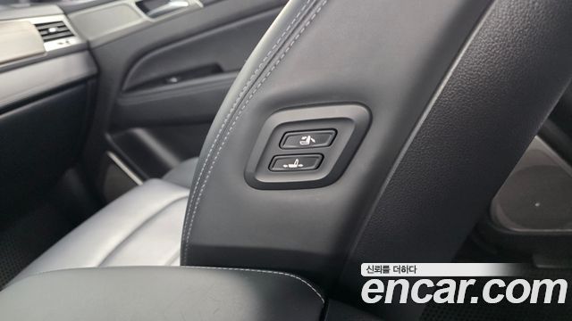 KG Mobility Rexton 2019 — photo 30