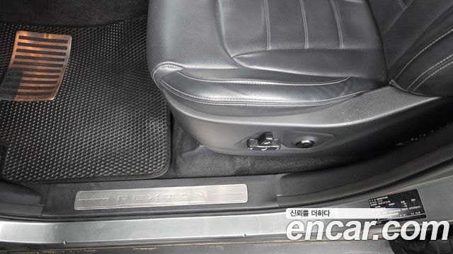 KG Mobility Rexton 2019 — photo 31