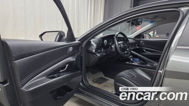 Hyundai AVANTE 2023 — photo 13