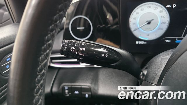 Hyundai AVANTE 2023 — photo 27