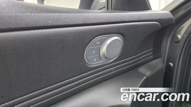 Hyundai AVANTE 2023 — photo 28